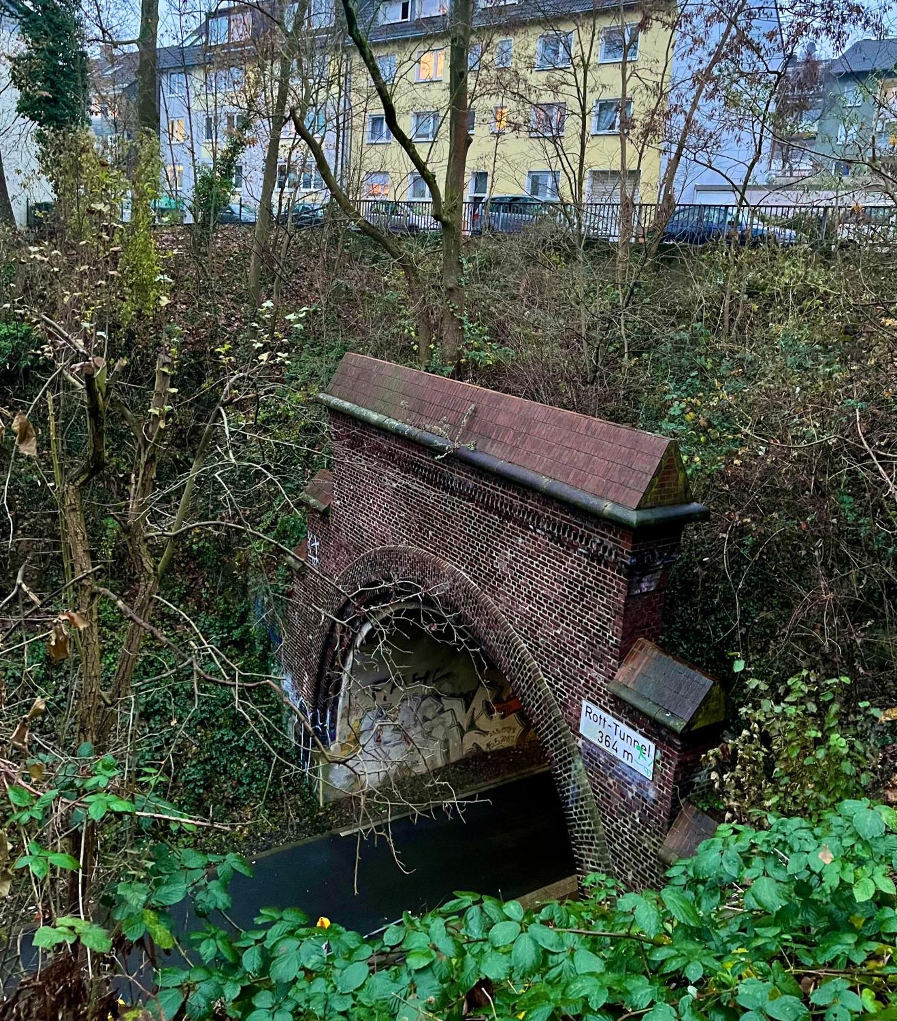 Tunnel Apartment - Nordbahntrasse, Kontaktloser Self-Check-In, Netflix Wuppertal Exterior photo